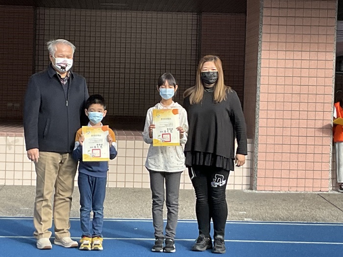 06-111學年全國學生美術比賽圖片