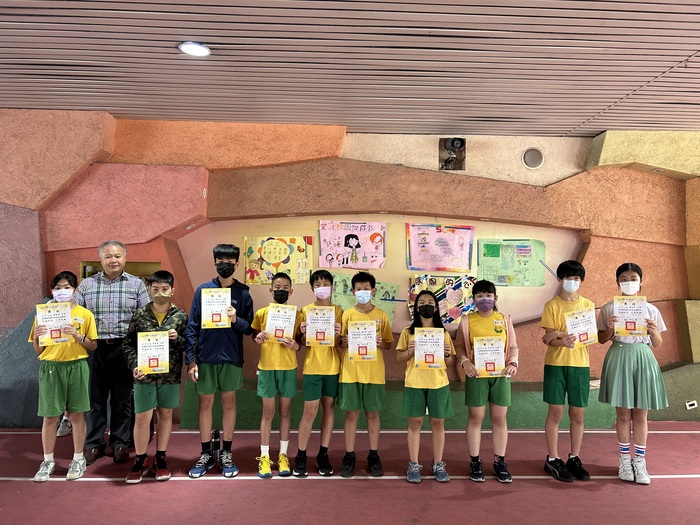 111學年下學期第十六週視力優良頒獎圖片